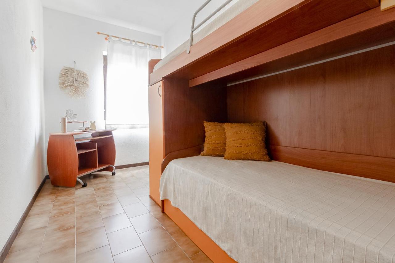 Appartement Relax Family House Al Mare à Isola Rossa Extérieur photo
