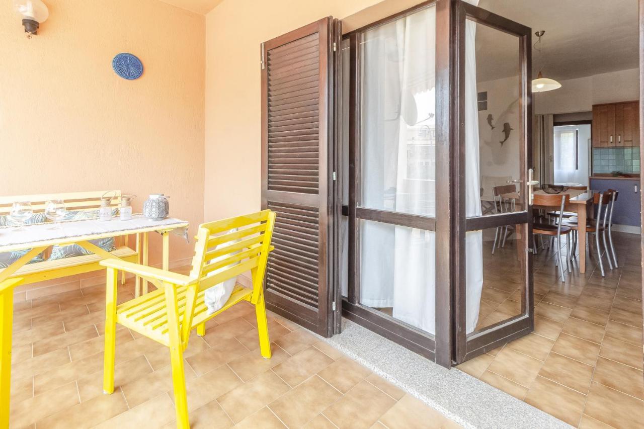 Appartement Relax Family House Al Mare à Isola Rossa Extérieur photo